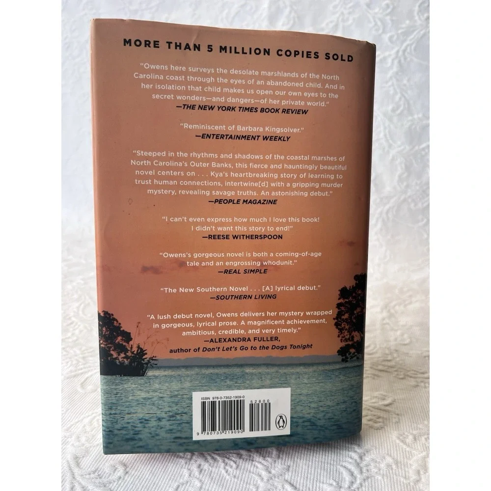 Where the Crawdads Sing: Reese's Book Club by Delia Owens (2018,‎ Hardcover)